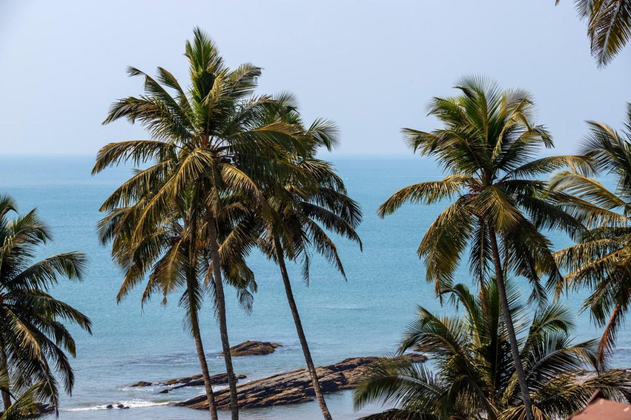 Stone Wood Beach Resort, Вагатор Екстер'єр фото